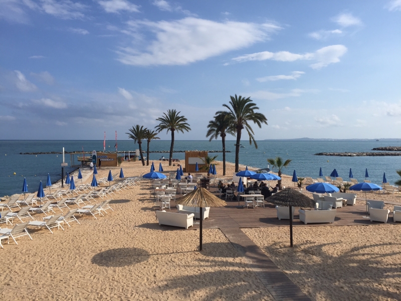 Bay Star Beach Lounge Plage Privée Saint Laurent Du Var